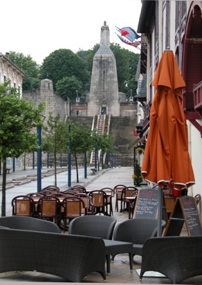 Verdun mit Siegesdenkmal
