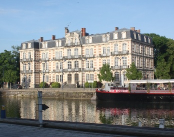 Idylle am Maas-Ufer