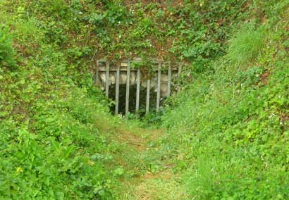 Überreste eines Kellers in Craonne