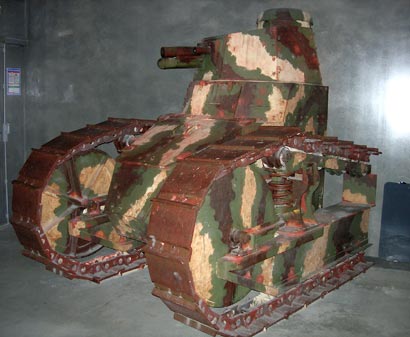 Panzer im Museum in Suippes